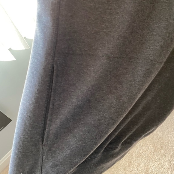 Sweatshirt - Picture 4 of 4